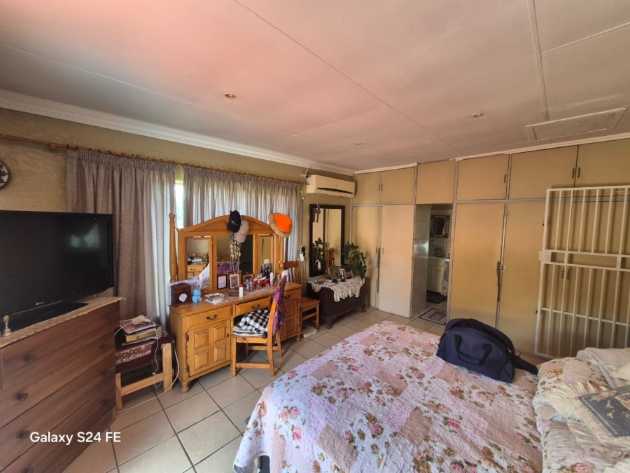 3 Bedroom Property for Sale in Geelhoutpark North West